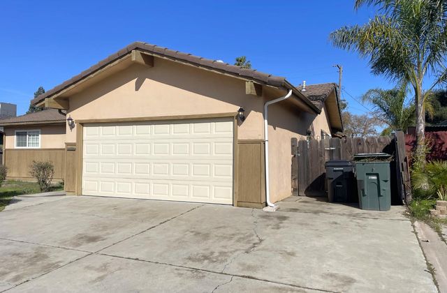 3-bedroom rental on Mitchell Lane, Manteca, CA leased by M&S Property Management